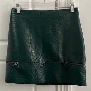 Lovers + Friends Green Snake Mini Skirt Size M